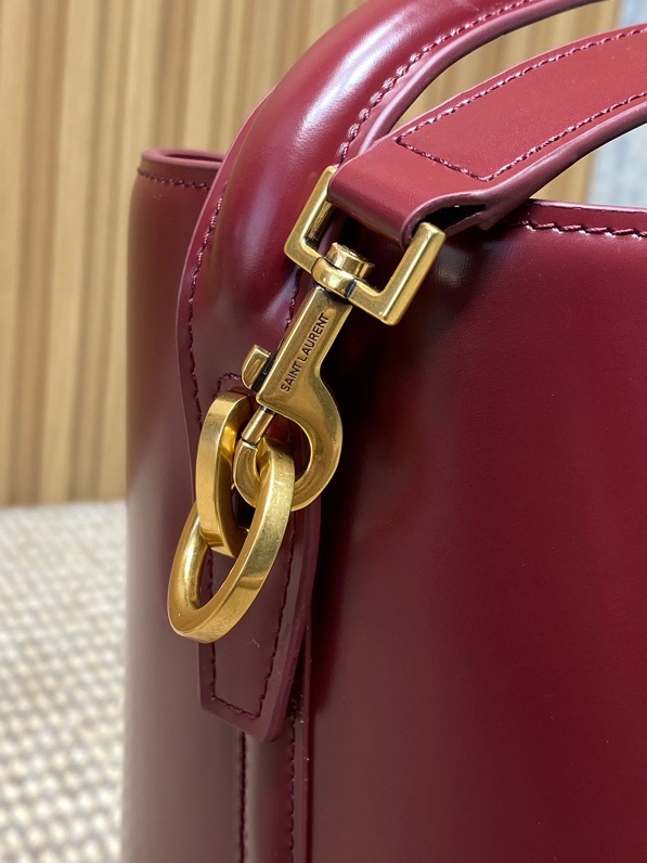 Y51 top handle bags